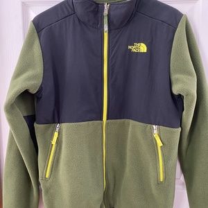 North Face Denali Jacket Boys size XL 18/20